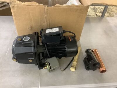 .75 HP Shallow Well Jet Pump - For Repair, Dented & Broken Plastic