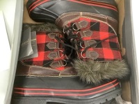 Natural Reflections Lumber Jill Insulated Pac Boots Women's 8M, Appears New, Sold As-is