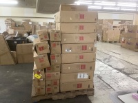 Pallet of Christmas Items, Wreaths & Garlands - Uninspected