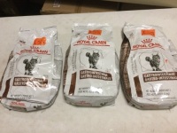 (3) Unopened 8.8 lbs Bags of&nbsp;ROYAL CANIN Gastro Intestinal Fiber Response for Feline.