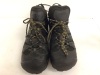 Keen Mens Shoes, 10D, E-Commerce Return, Sold as is