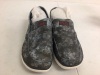 Huk Mens Shoes, 9, Appears New, Sold as is