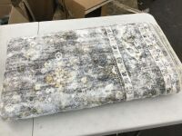 Area Rug, Approx 6' x 8'