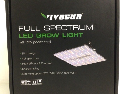 LED Grow Light, Appears New, Sold as is