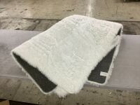 Fluffy Rug, 4' x 6'