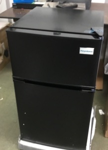 Keystone 3.1 Cu. Ft. Compact Refrigerator 