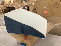 Bed Wedge Pillow