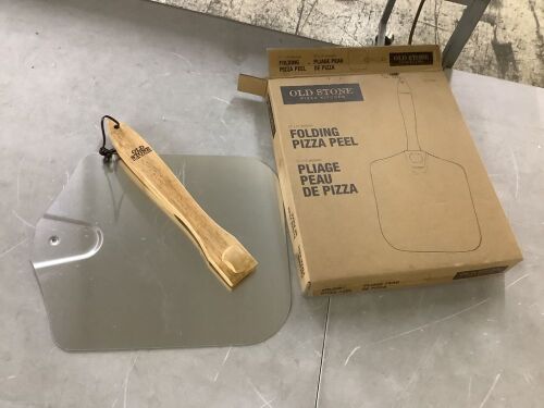 12 in. x 14 in. Aluminum Foldable Pizza Peel