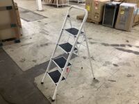 Folding Steel 4-Step Ladder w/ Hand Rail, Wide Steps, 330lbs Capacity