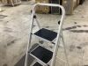 Folding Steel 4-Step Ladder w/ Hand Rail, Wide Steps, 330lbs Capacity - 3