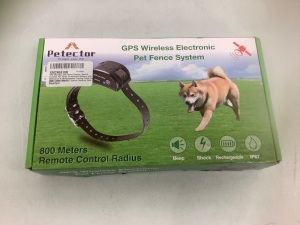 Wireless Pet Fence, Powers Up, Appears New, Sold as is