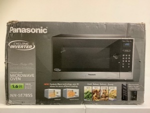 Panasonic Microwave, Appears New, Powers Up, Sold as is