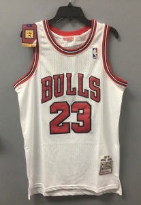 Michael Jordan 23 Bulls Jersey, M, Snag on Inside of Collar, Appears New, Sold as is