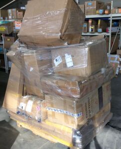 Pallet of Unsorted E-Commerce Returns