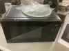 Vissani 1.1 cu. ft. Countertop Microwave Oven in Black - 3