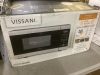Vissani 19 in. 0.9 cu. ft. 900-Watt Countertop Microwave Oven in Stainless Steel with Convection and Air Fry - 4