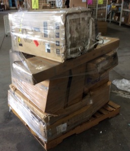 Pallet of Unsorted E-Commerce Returns