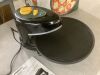 Presto GameDay Pizzazz Plus Rotating Pizza Oven Green/Yellow - 2