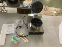 VEVOR 1100 W Commercial Round Waffle Maker - Missing Handle