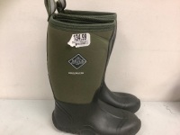 Muck Boot Co Mens Boots, 10, E-Commerce Return, Sold as is