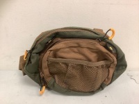 White River Fly Shop Aventur1 Chest Pack, Appears New, Sold as is