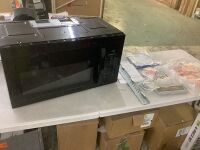 Vissani 1.7 cu. ft. 1000-Watt Over the Range Microwave in Black - Missing Glass Turntable, Scratched