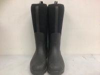 Muck Boot Co Rubber&nbsp;Muck Boots, M 11 W 12, E-Commerce Return, Sold as is