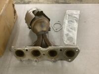 Exhaust Manifold Catalytic Converter