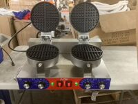 2400W Commercial Dual Waffle Iron, 550 ℉ Temperature and Timers - Gets Warm