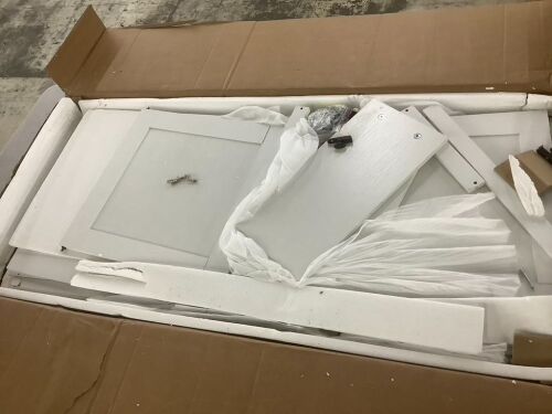 Cat Litter Box Enclosure with Scratch Pad