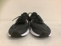 Nike Tennis Shoes, Size 10.5, Authenticity Unknown, Appears New