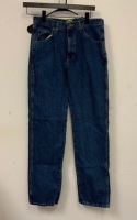 Mens jeans, 33/34, E-Commerce Return, Sold as is