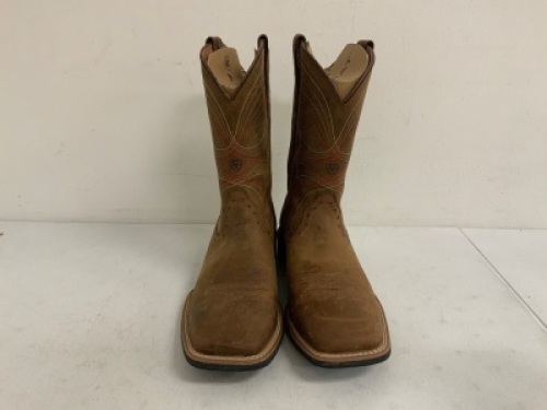 Ariat Mens Boots, 9.5D, E-Commerce Return, Sold as is