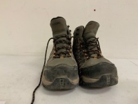 Wolverine Mens Shoes, 10EW, E-Commerce Return, Sold as is