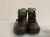 Womens Boots, 8M, E-Commerce Return, Sold as is