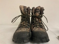 Rocky Mens Boots, 9.5M, E-Commerce Return, Sold as is