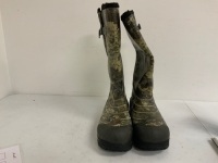 Mens Rubber Boots, 9, E-Commerce Return, Sold as is