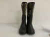 RedHead Youth Size 3 Boots, E-Commerce Return, Sold as is