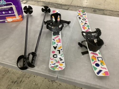 SOLA Kids Beginner Cross Country Skis with Poles and Adjustable Bindings for Ages 3&ndash;4