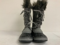Sorel Womens Boots, Size 8.5, E-Comm Return