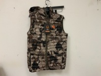 Nomad Mens Veil Camo Vest, Medium, E-Comm Return