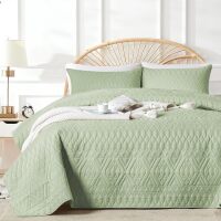 King/Cal King Size Quilt Bedding Set,Sage Green Lightweight Microfiber Soft Bedspread,Modern Style Geometric Pattern Coverlet Set for All Seasons,3 Piece(1 Quilt,2 Pillow Shams)