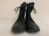 Danner Boots for Men, Size 9.5, E-Comm Return
