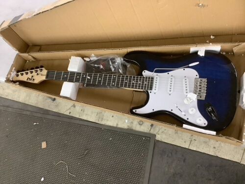 39" CS Series Electric Guitar