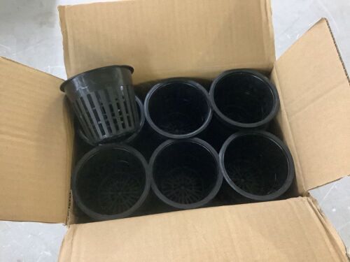 Hydro Crunch 3 in. Black Round Cup with Slotted Black Plastic Mesh Net Pot (48-Pack)