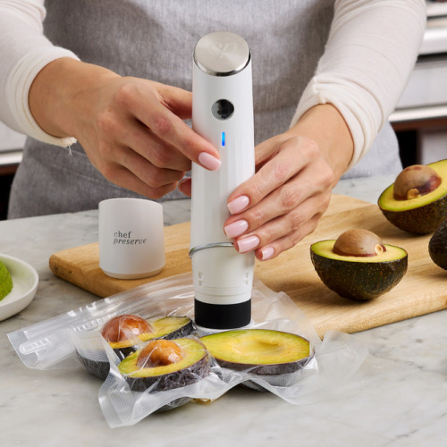 Chef Preserve Ultimate Bundle (Compact Vacuum Sealer + 3 Glass Vacuum Containers + 30 Vacuum Bags)