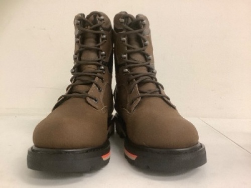 Mens Boots, 9.5D, Appears New, Sold as is