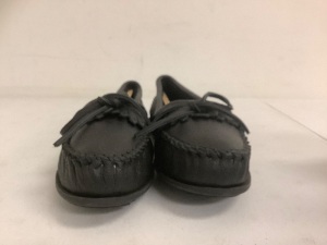 Minnetonka Womens Shoes, 8.5, Appears new, Sold as is