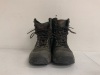 Danner Men's Work Boots, Size 9.5, E-Commerce Return, Sold as is