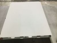 6' Folding Table